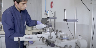 Laboratorio de Investigación en Geotecnia / Geotechnical Research Lab